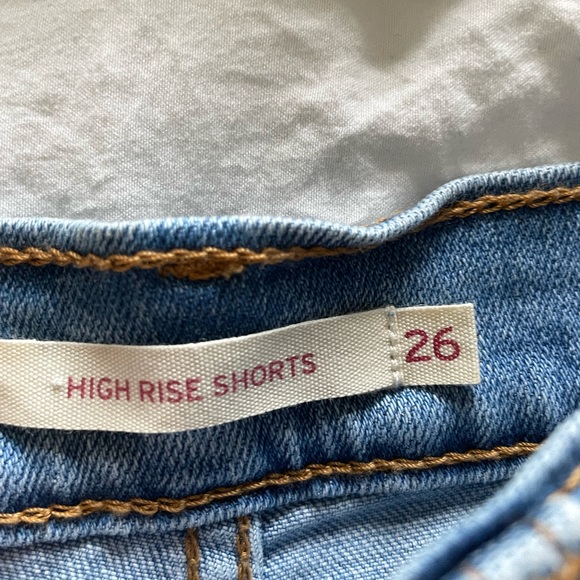 LEVIS - Picture 2 of 3